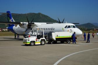 luang-prabang_airport_flugzeug.png