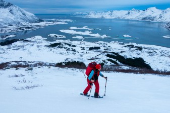 9lofoten-schneeschuh-tour.jpg